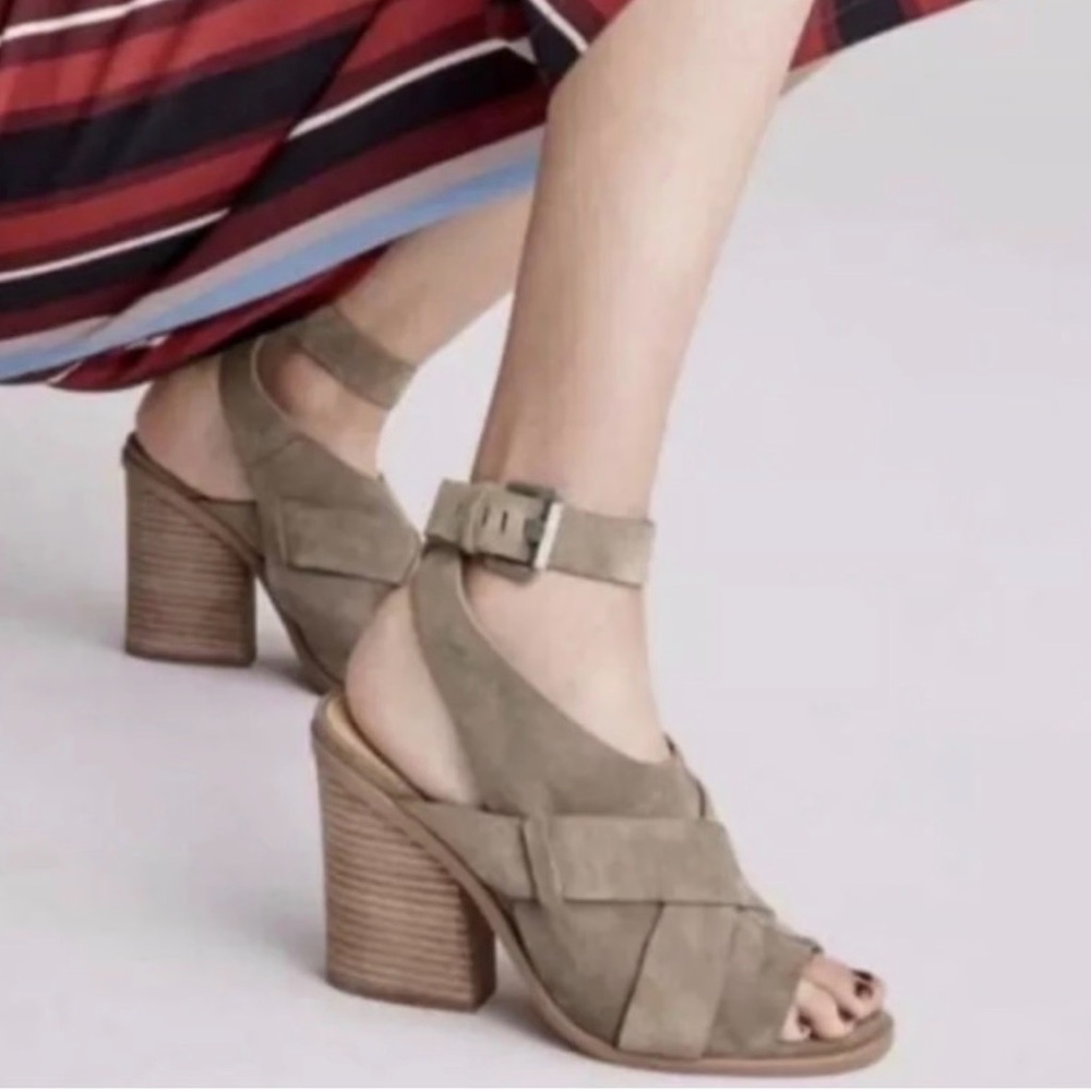 Marc Fisher Valen Suede Block Heels Sandals Ankle Strap